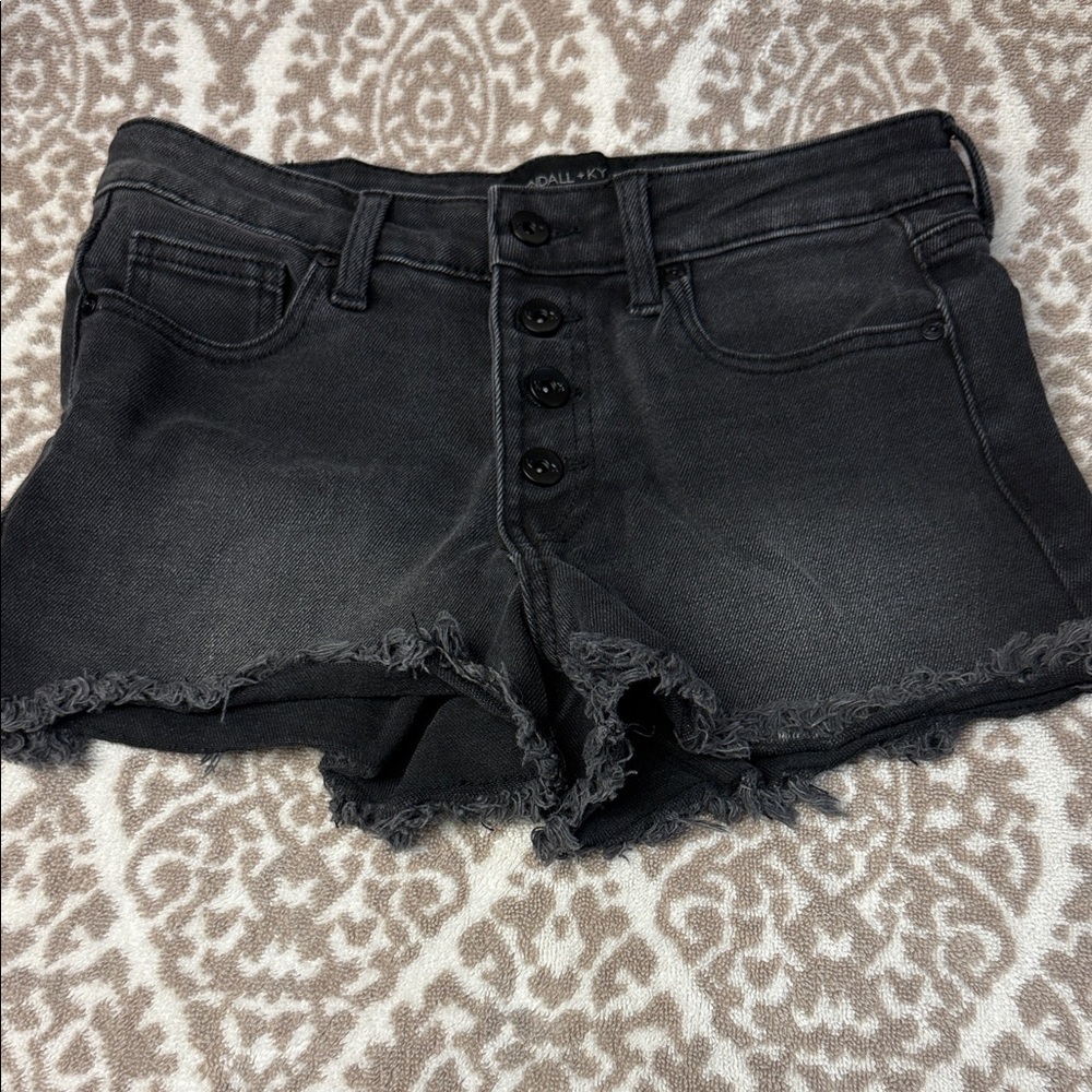 Kendall + Kylie black Jean Shorts - 5/27